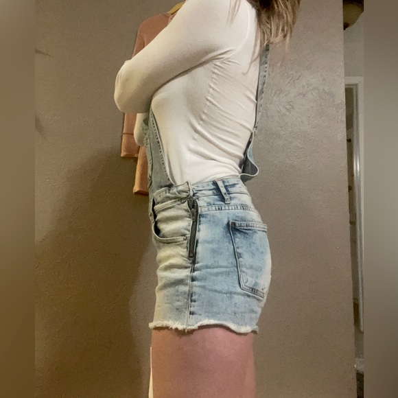 ZARA Trafaluc Denim Makers Overall Shorts Size Small - Picture 2 of 9